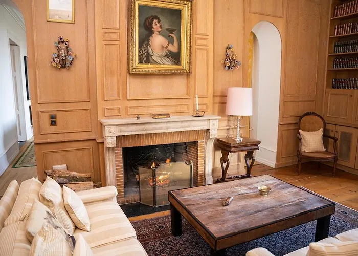 Chateau D 'echenevex, Geneva Вилла *