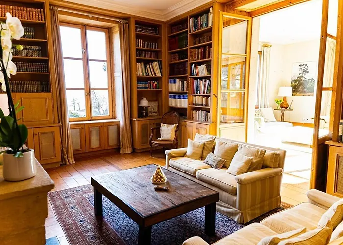 Chateau D 'echenevex, Geneva Вилла *